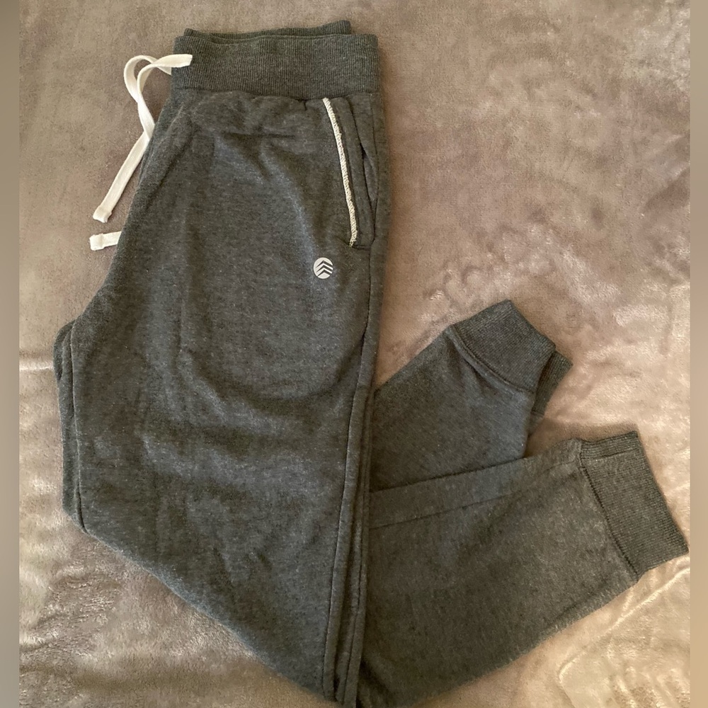 Men’s Joggers Size Medium by Solaris with Drawstring